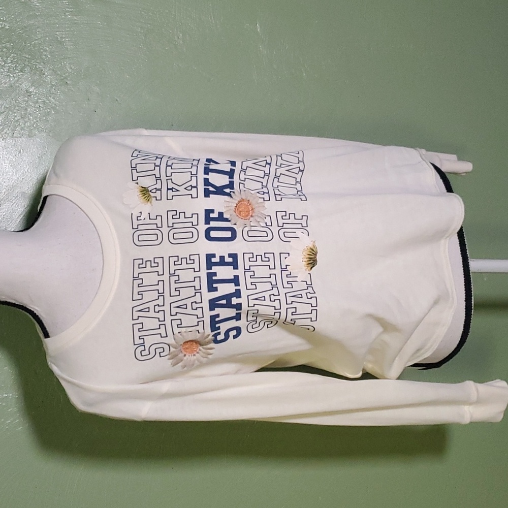 Nwt Doe lightweight sweatershirt sz small